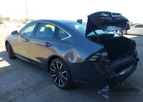 2025 Honda Accord Hybrid Touring from USA, damaged, VIN 1HGCY2F80SA041368